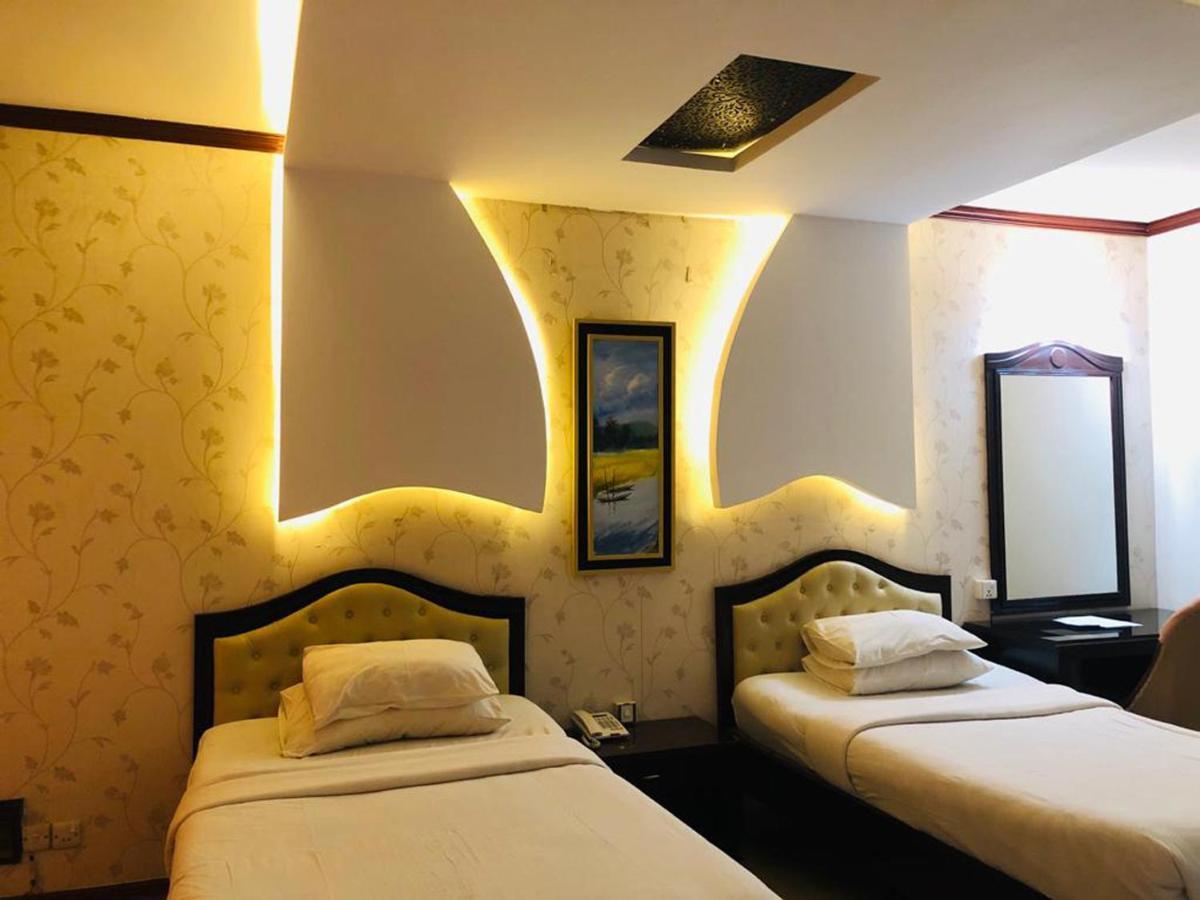 Grand Park Hotel Chittagong Buitenkant foto
